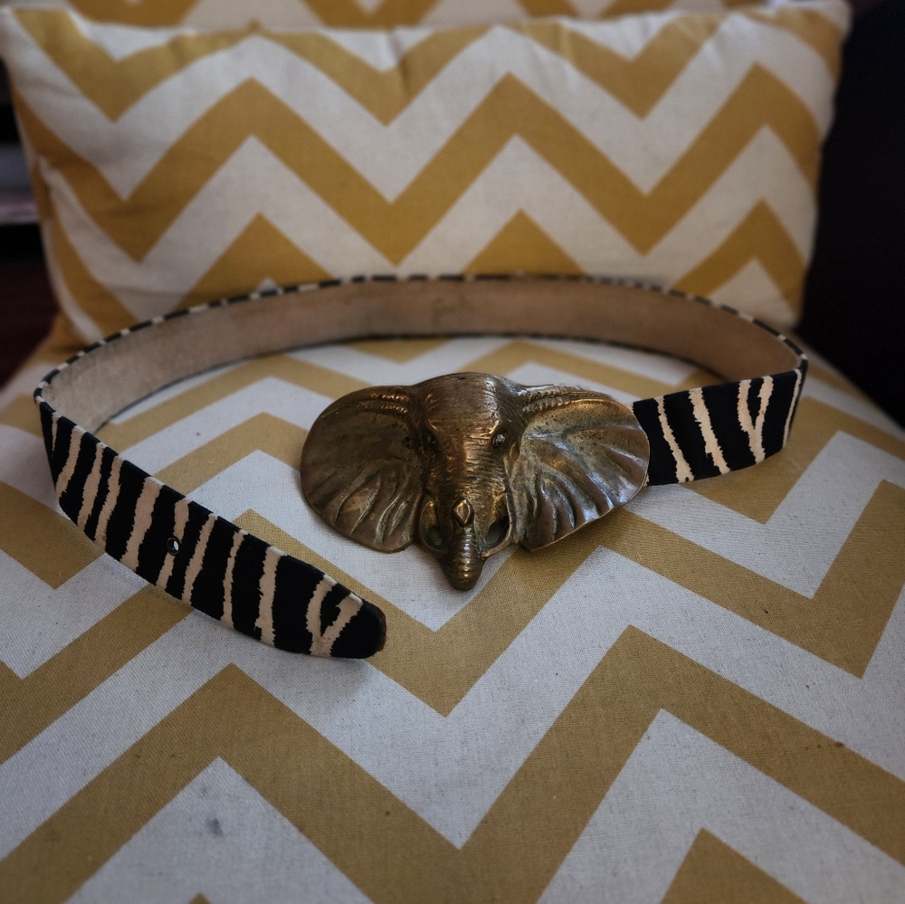 Vintage brass elephant belt and buckle - Picture 4 of 8